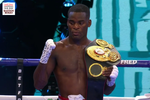 Joshua Buatsi noqueó brutalmente a Dos Santos, Lerrone Richards se convirtió en campeón de Europa del peso supermedio