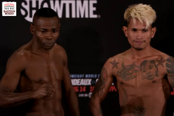 Guillermo Rigondeaux y John Riel Casimero posan tras el pesaje