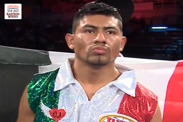 César Juárez ofreció muy agresiva actuación para truncar la racha de Dennis «Martillo» Contreras en intensa batalla