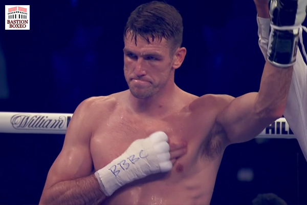 Callum Smith rebotó de derrota contra Canelo y debutó en el peso semipesado con sobrecogedor KO ante Lenin Castillo