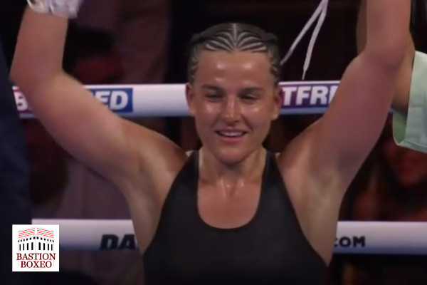 La campeona unificada Cameron defendió ante Bustos, Alen Babić ofreció nueva emocionante batalla ante Adam Balski