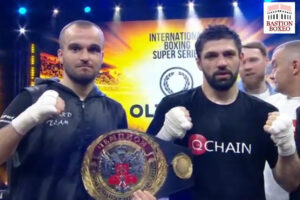 Edgard Moskvichev y Magomed Magomedov posan tras ganar combates de semifinales de un torneo