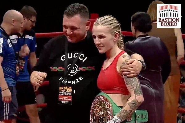 Fabiana Bytyqi retuvo su cinturón mundial WBC con espantoso robo a la mexicana Elizabeth López