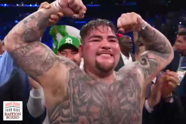 Andy Ruiz ganó ajustadamente pelea en la que se anotó tres knockdowns ante Luis Ortiz