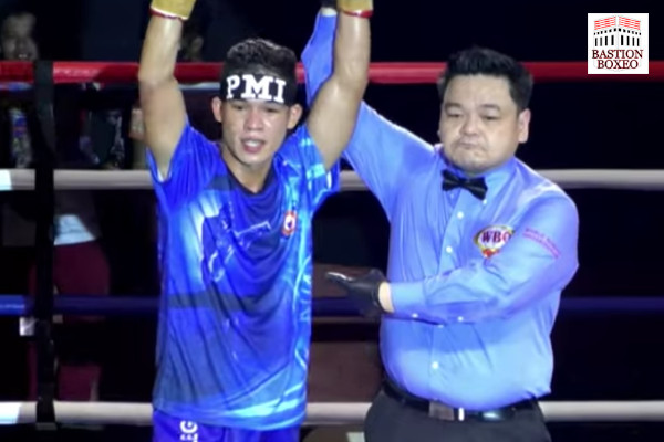 “Filipino Phenom” Regie Suganob logró amplísima victoria sobre el invicto Andika D’Golden Boy (Vídeo del combate)