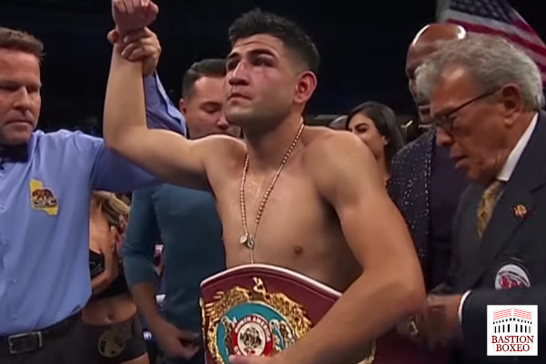 Alexis Rocha superó en el séptimo round al veterano sustituto tardío George Ashie y podría ser rival de Crawford