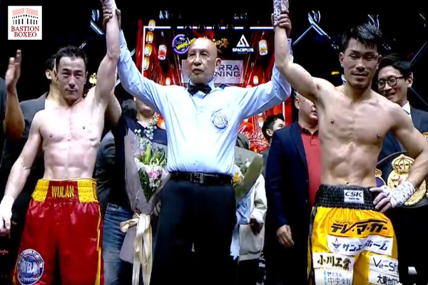 El excampeón mundial Sho Kimura y el exretador mundial Wulan Tuolehazi empataron en disputado duelo (Vídeo del combate)