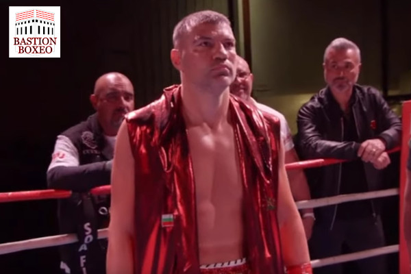 Tervel Pulev regresó a la senda del triunfo derribando y venciendo a Joel Shojgreen