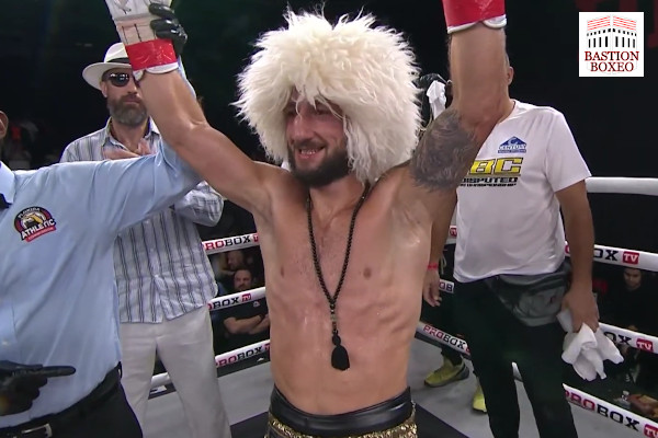 El número 2 WBA superpluma Otar Eranosyan derrotó por decisión a Edy Valencia en cartel de ProBox (Vídeo del evento)